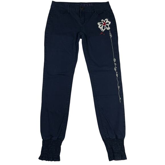 Desigual Navy Blue Jogger Jeans Flower Graffiti Size 30 - Picture 1 of 13